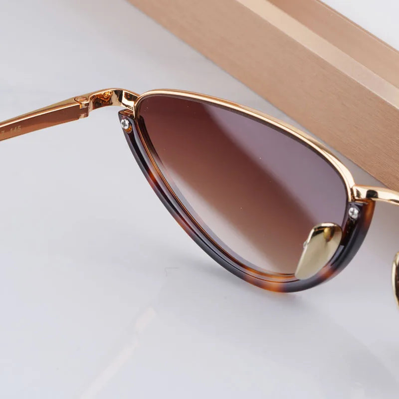 1700 Cat Eye Luxury Women'S Sunglasses Men Alloy Luxury Brand Unique Designer Top Quality Classical UV400 Prescription with Case